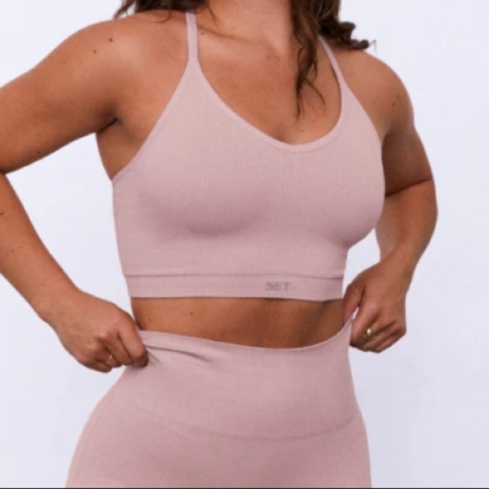Set Active Ribbed V Athletic Top Small